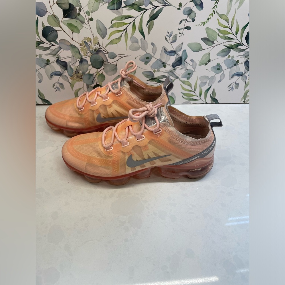 Women's Nike Air Vapor Max Size 7. - Picture 2 of 6